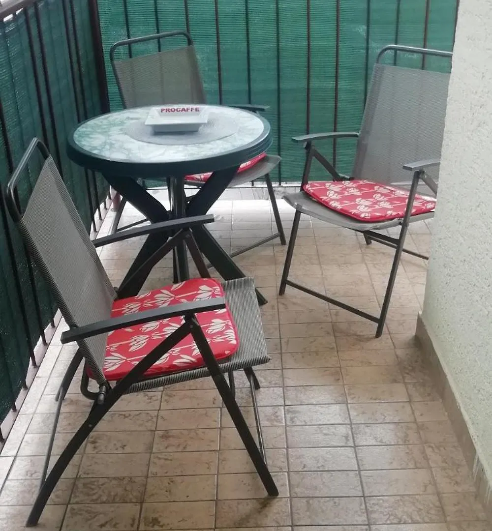 Luka Apartment Split